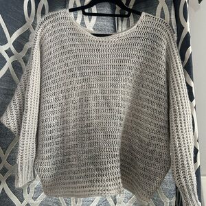 Cozy Open-Knit Scoop-Neck Sweater — Light Gray